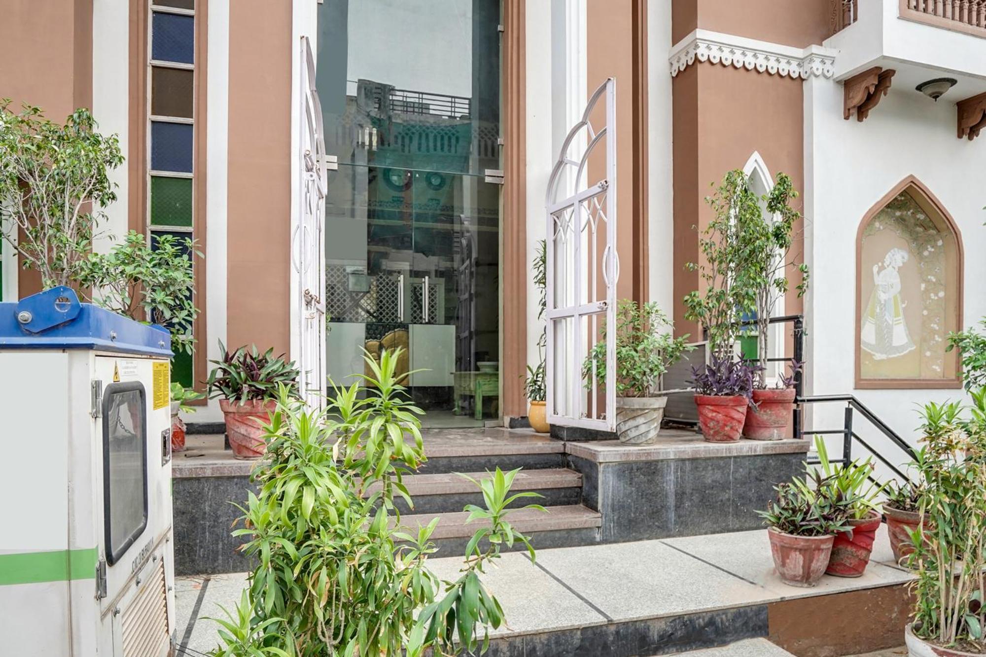 Super Townhouse Mansarovar Near Metro Station Jaipur Eksteriør billede