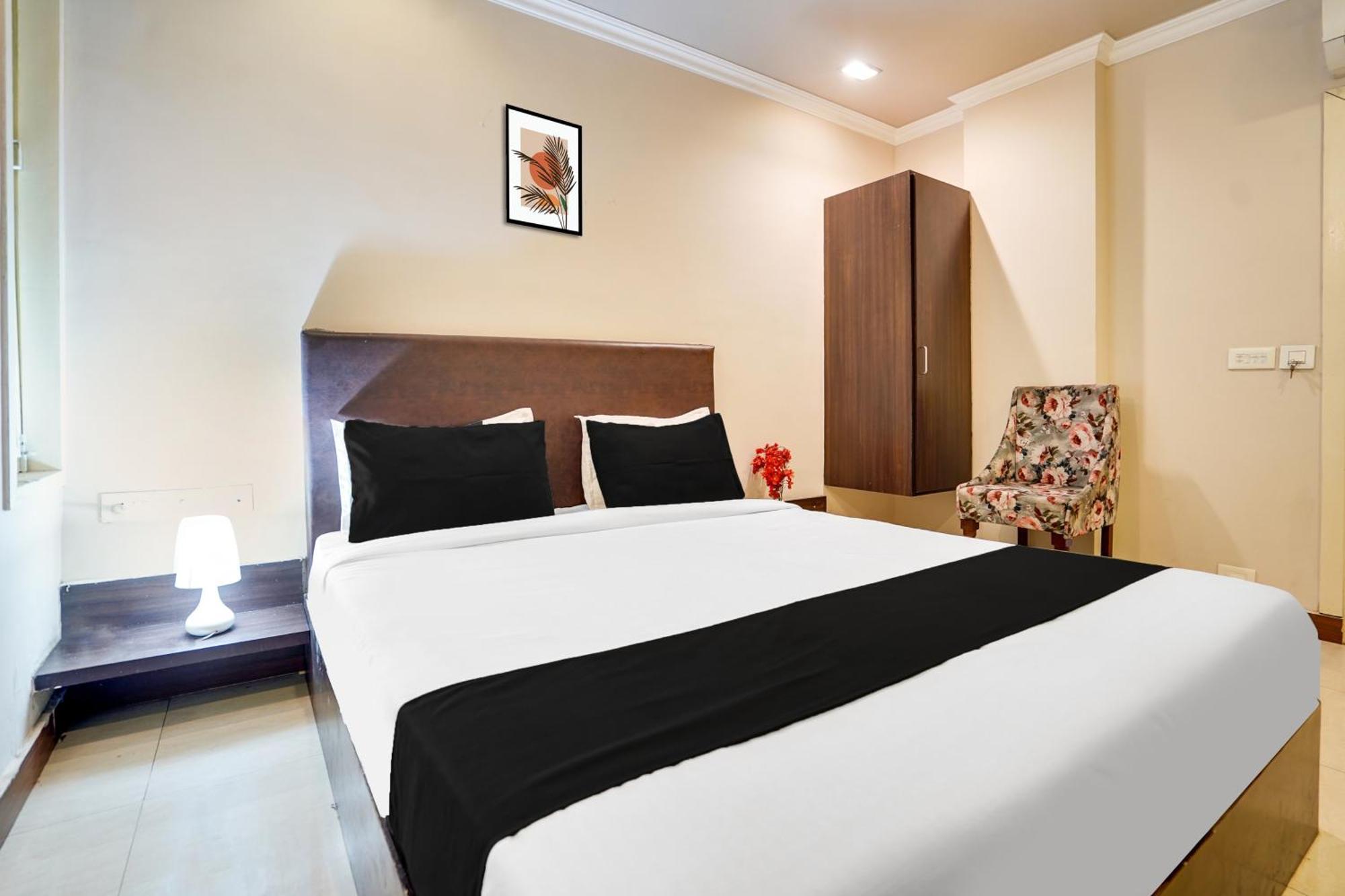 Super Townhouse Mansarovar Near Metro Station Jaipur Eksteriør billede